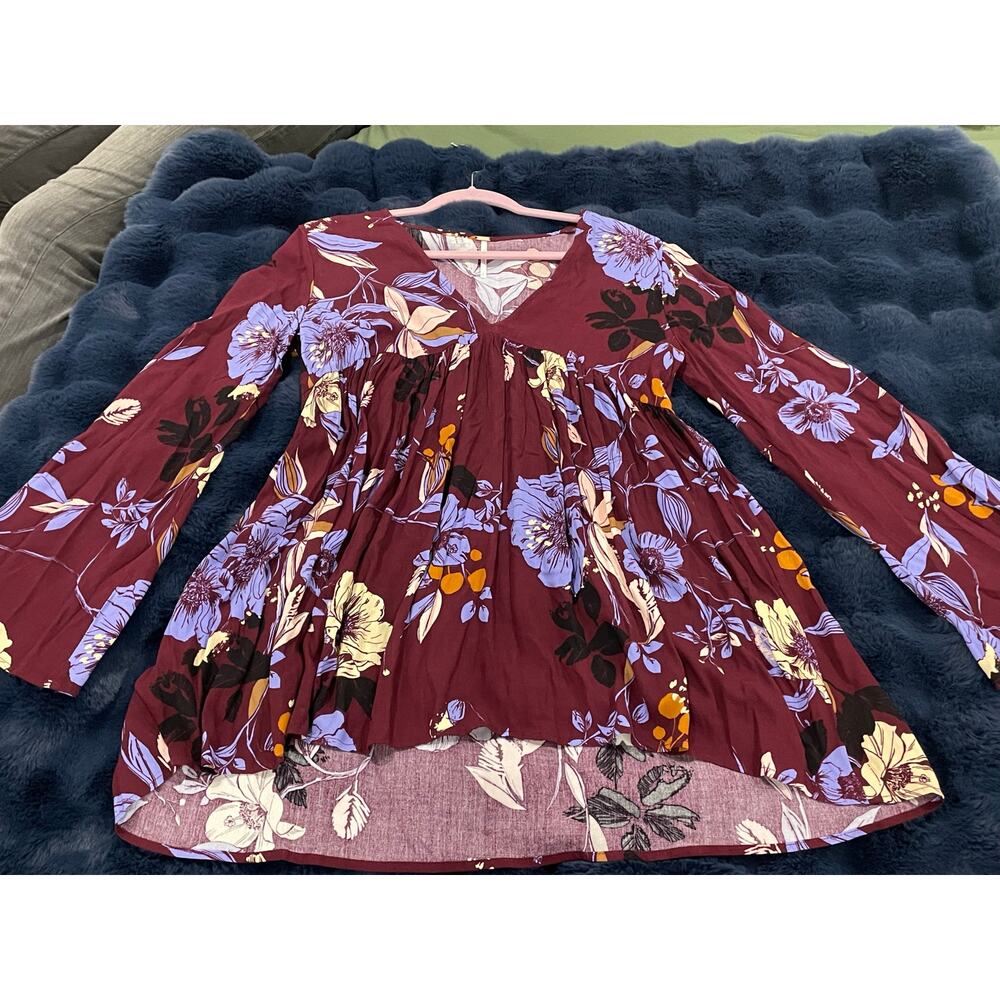 Free People Bella floral Boho, babydoll oversized flowy spring top, Small